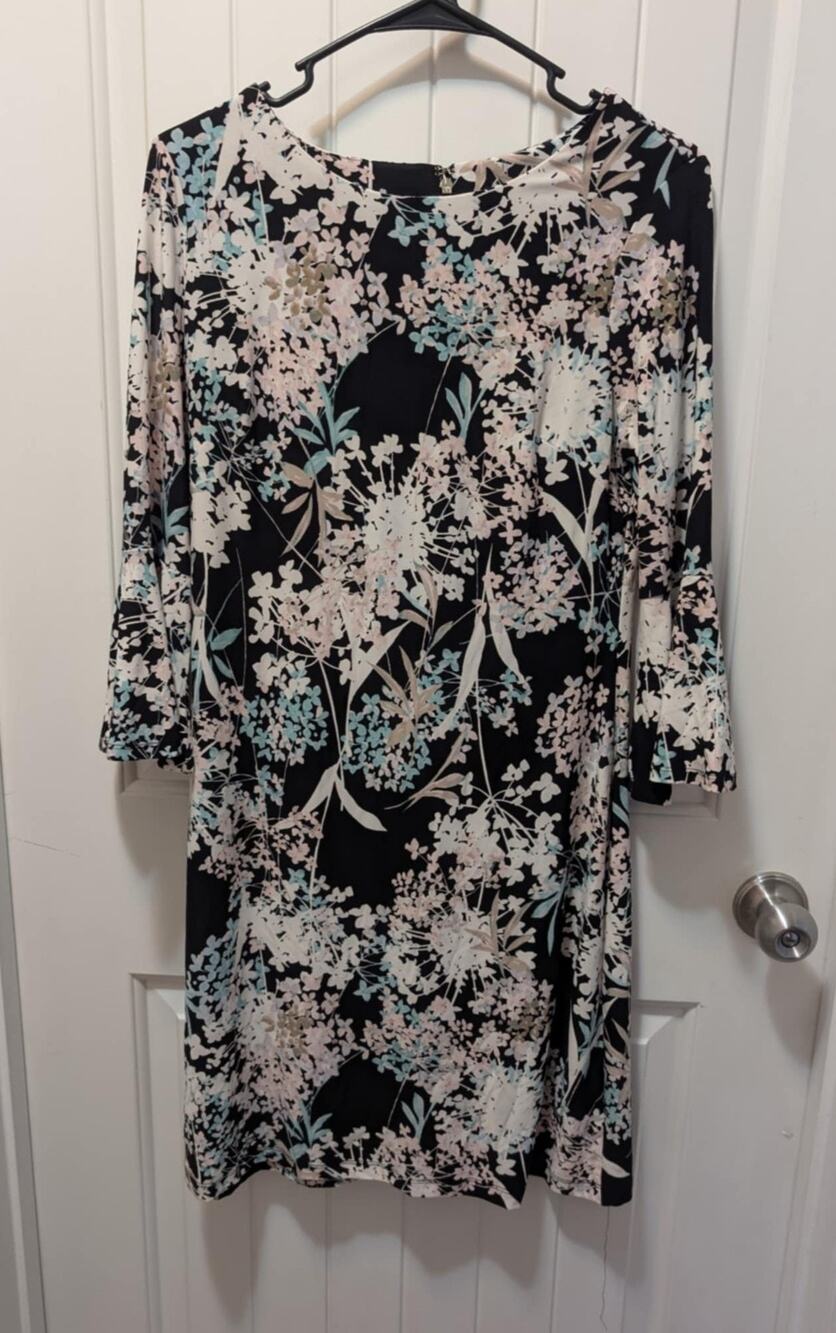 Tommy Hilfiger Bell Sleeve Floral Print Shift Dress Size 6 Casual Spring Summer